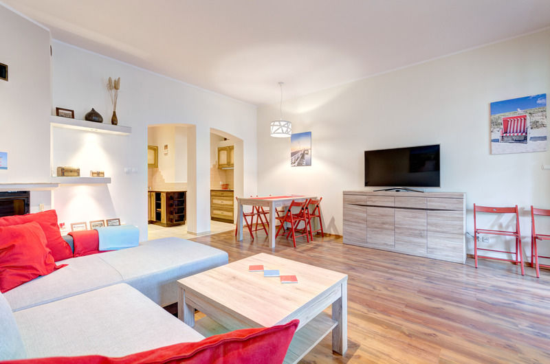 Dom & House - Apartments Port Monte Cassino 索波特 外观 照片