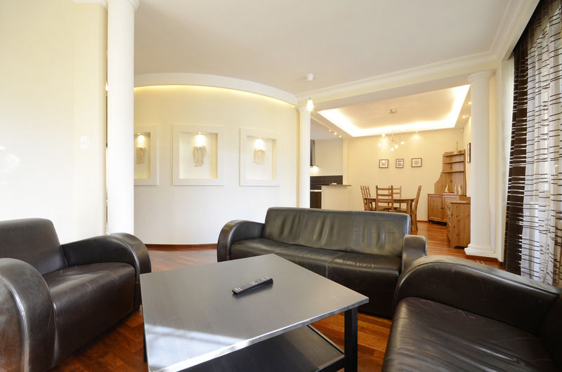 Dom & House - Apartments Port Monte Cassino 索波特 外观 照片